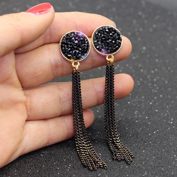 “Anastasia” Quartz Tassel Cute Drop Dangle Earring - Picture 5 of 9